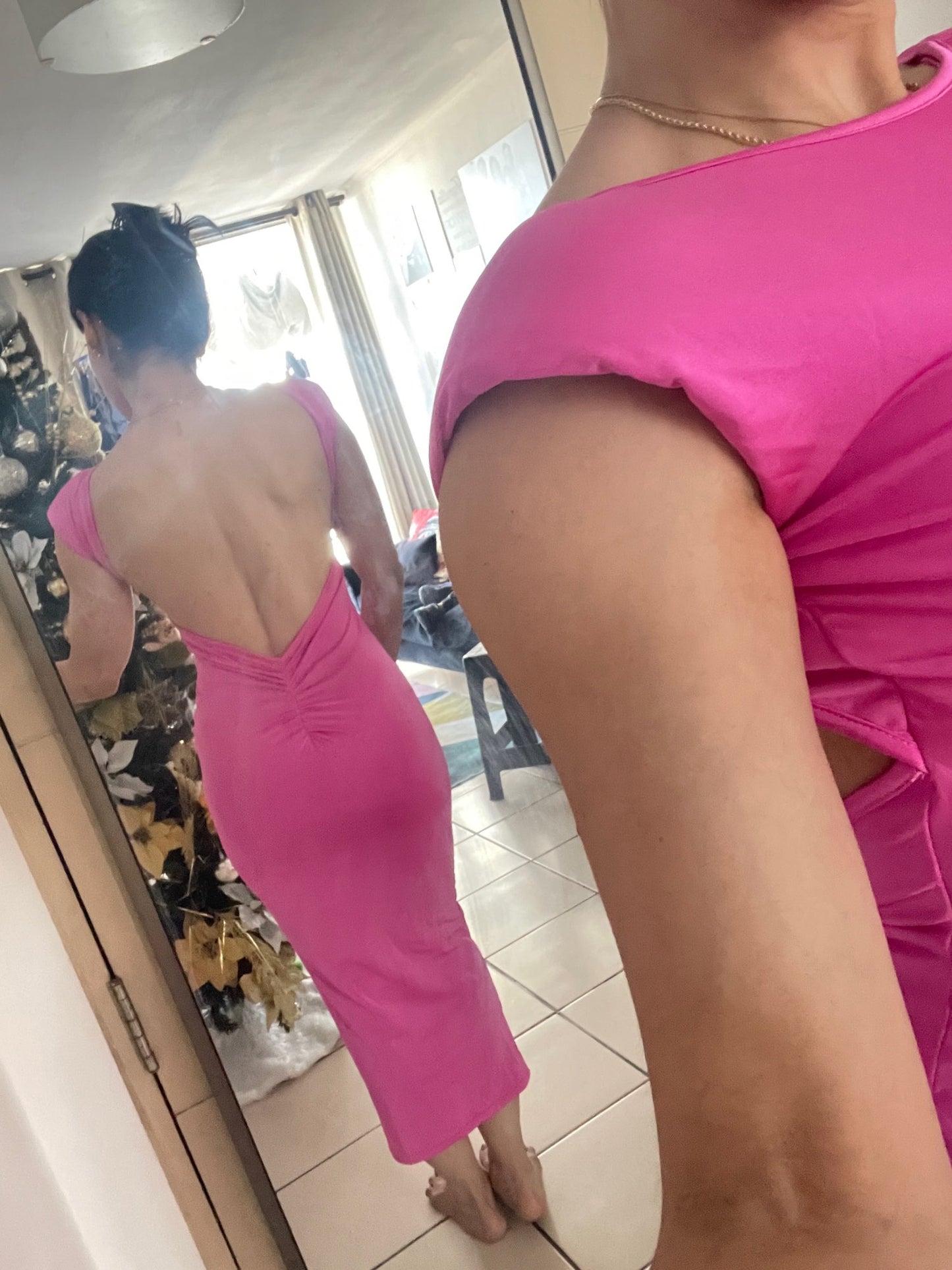 Round Neck Sleeveless Backless Maxi Dresses