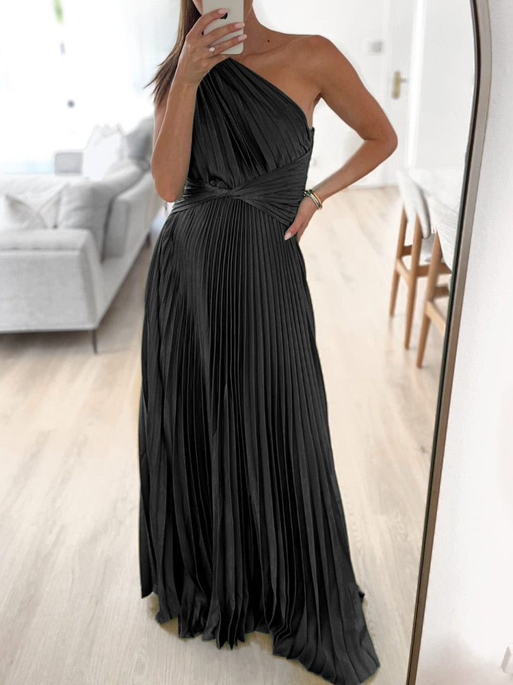 One Long Sleeve Pleated Backless Maxi Dresses