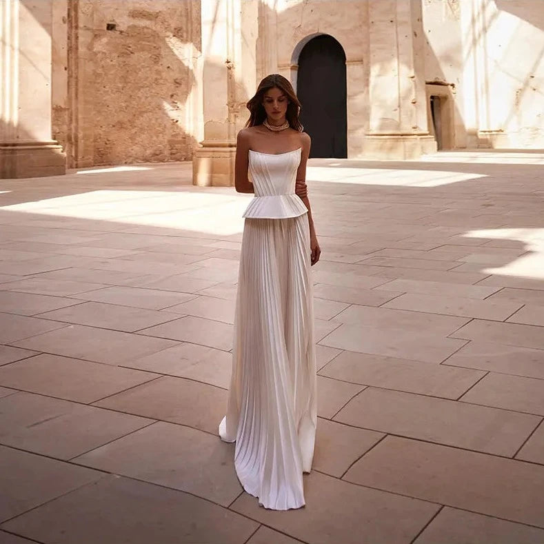 Strapless Backless Pleated Temperament Maxi Dress