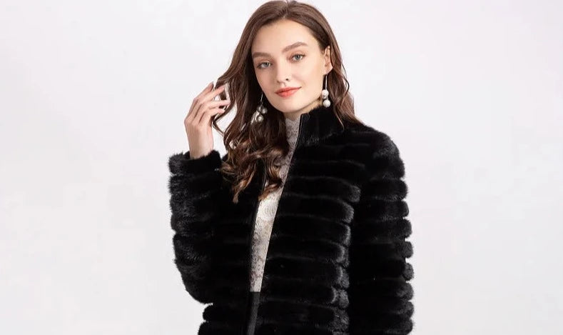 Knitted Natural Real Fur Mink Coats Hooded
