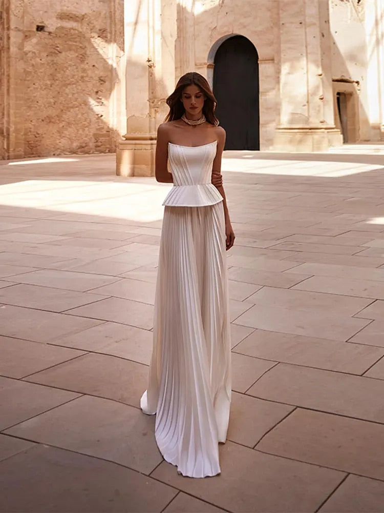 Strapless Backless Pleated Temperament Maxi Dress