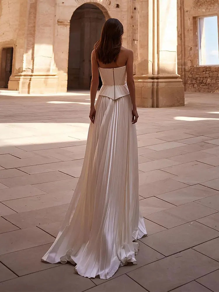 Strapless Backless Pleated Temperament Maxi Dress