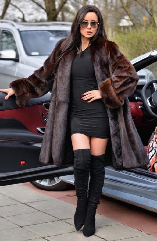 Dark Coffee Real Mink Fur Turn-down Collar Thick Cuff Coat