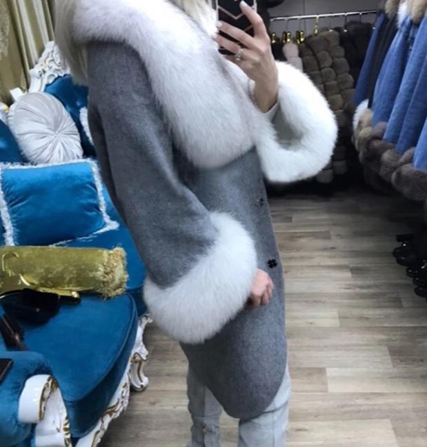 Natural Woolen With Thick Fox Fur Collar/Cuffs Coats