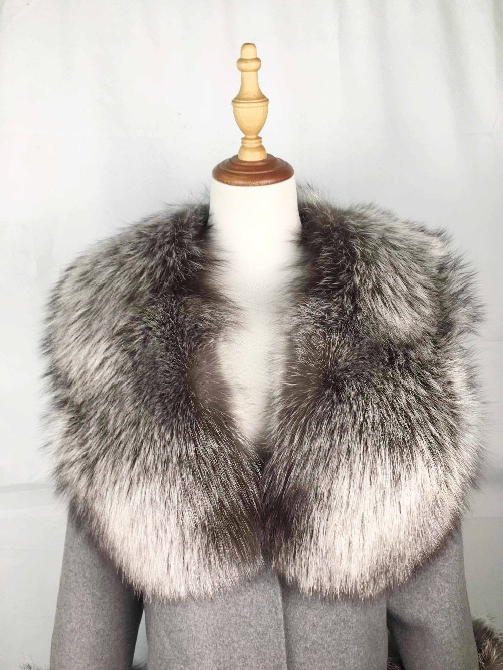 Natural Woolen With Thick Fox Fur Collar/Cuffs Coats