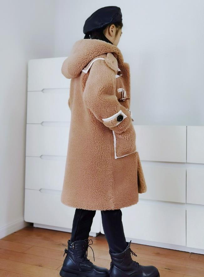 Genuine Shearing Hooded Kids Wool Overcoats