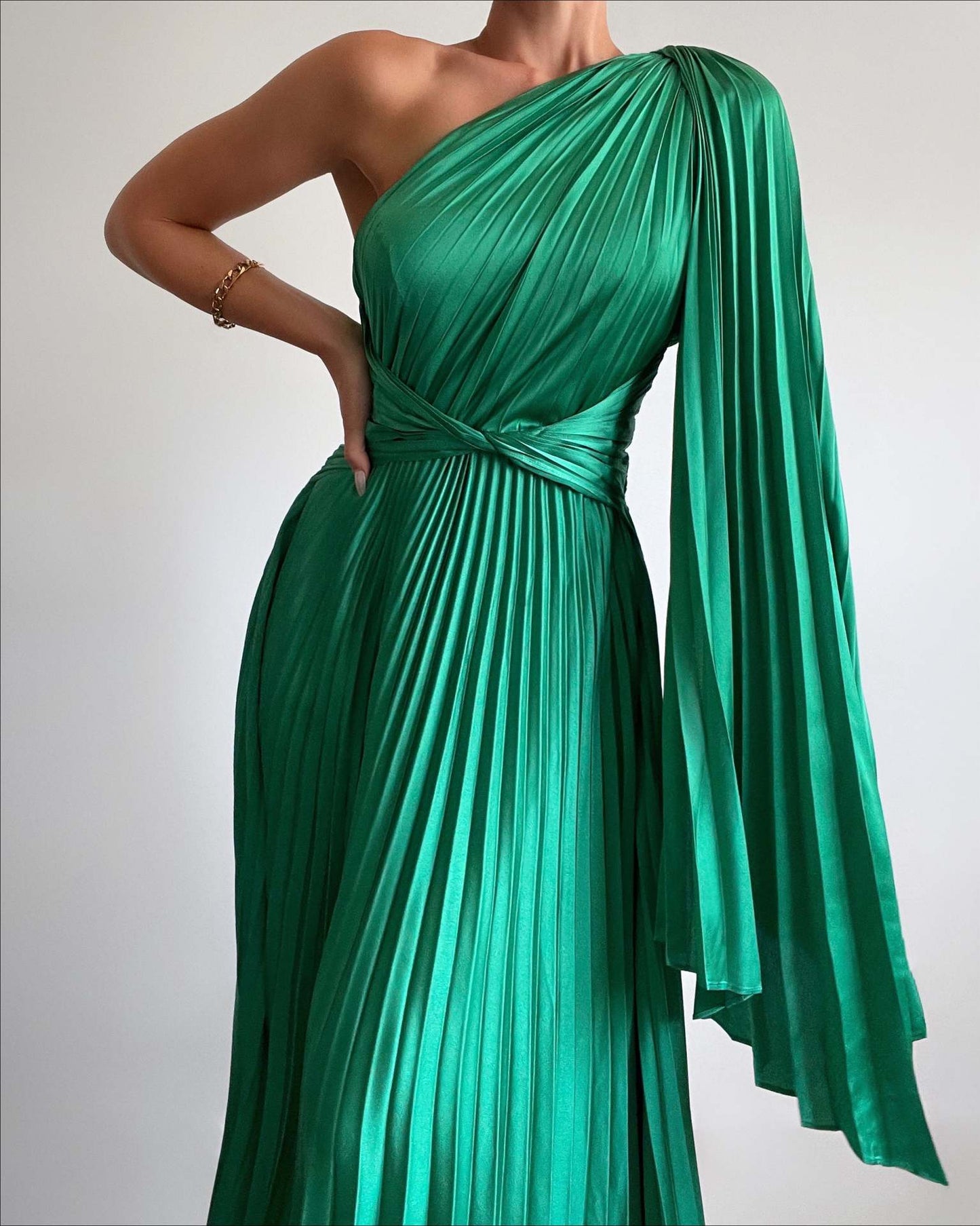 One Long Sleeve Pleated Backless Maxi Dresses