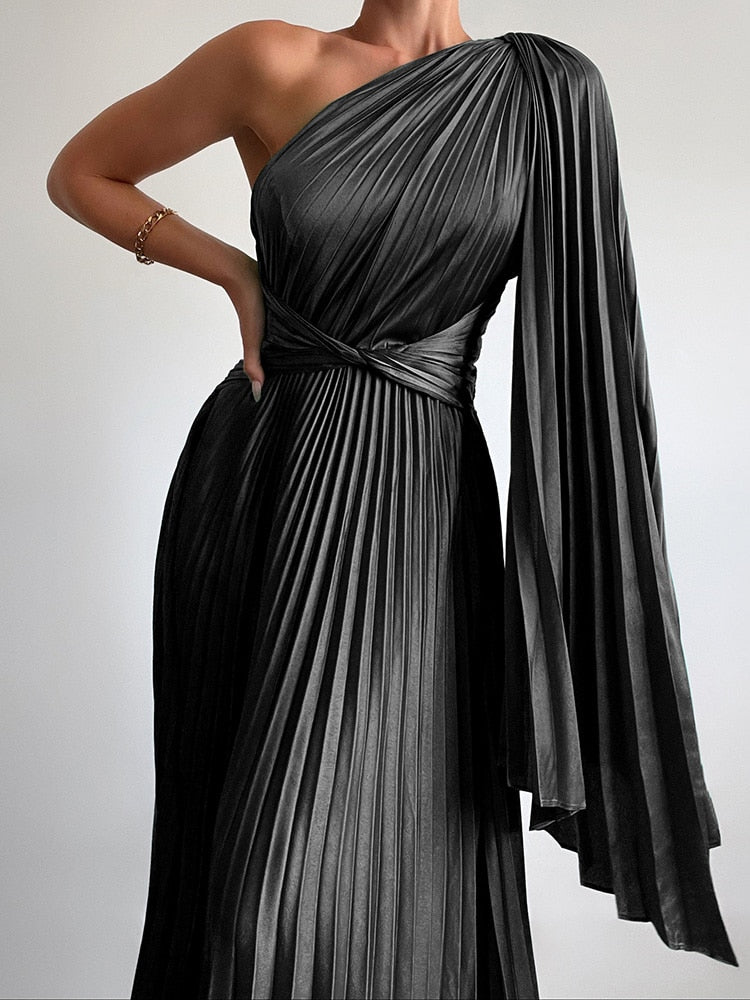 One Long Sleeve Pleated Backless Maxi Dresses