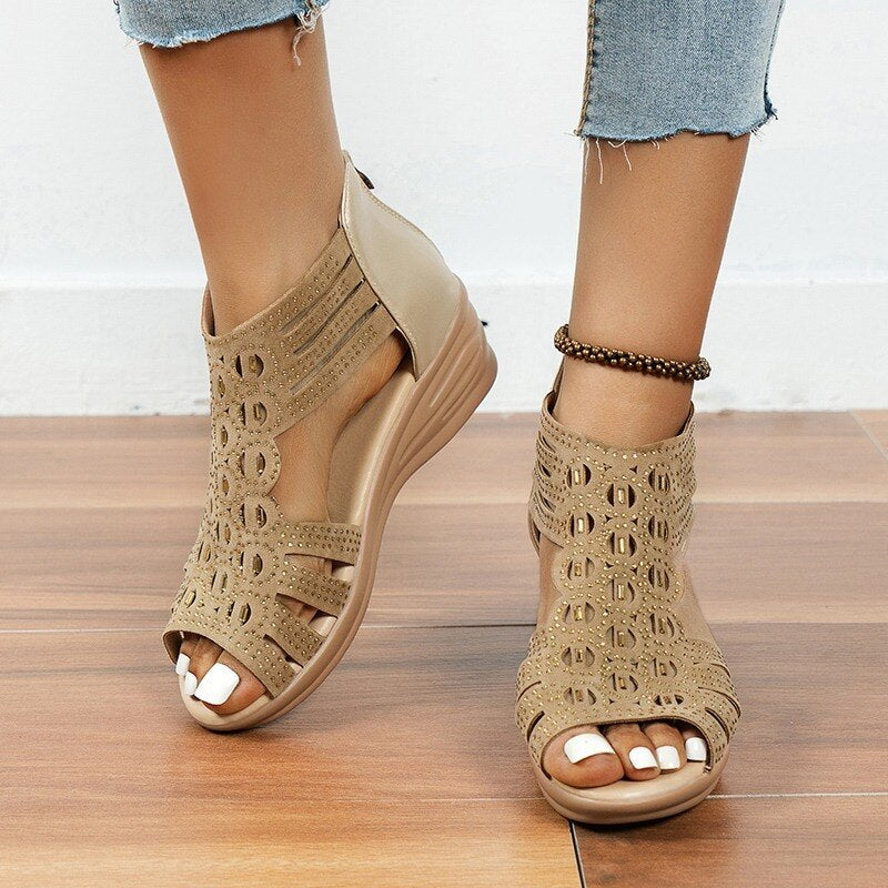 Roman Thred Low Wedge Sandals