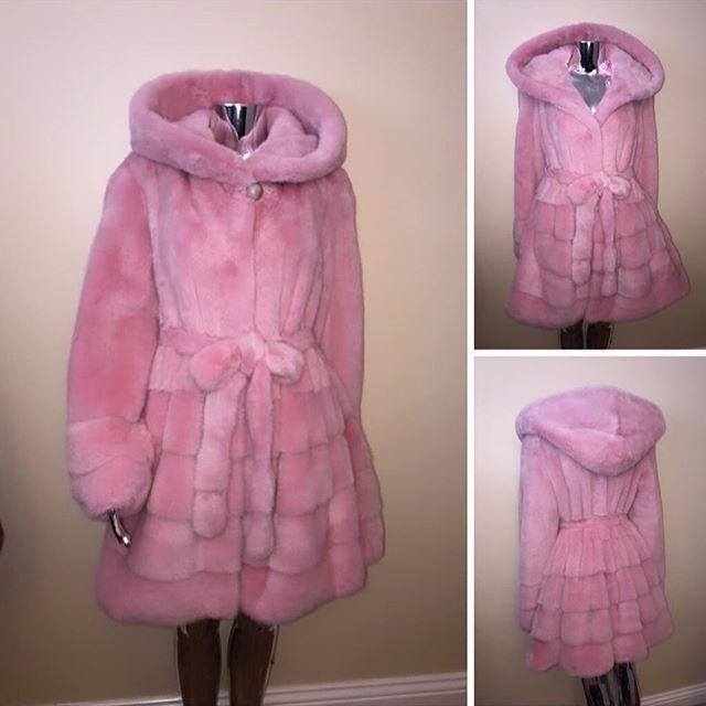 Real Mink Fur Coat With Big Hood Skirt Coats