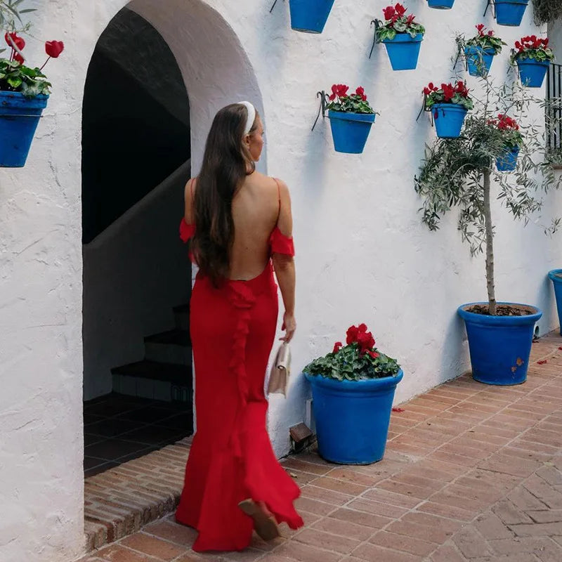 Off-shoulder Strap Backless Maxi Dresses