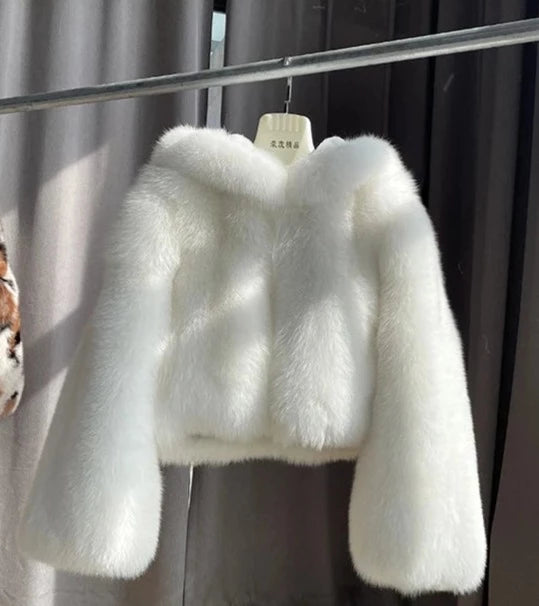 Luxury Natural Hooded Real Fox Fur Coats