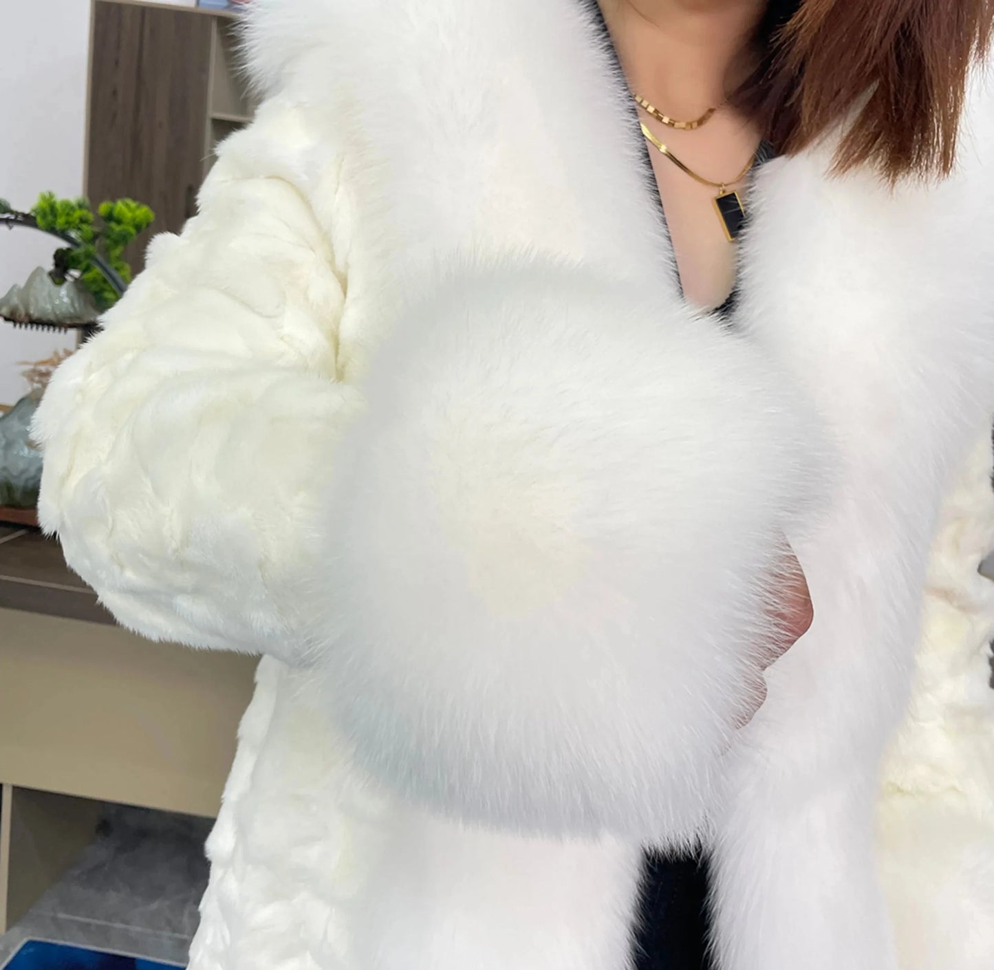 Real Mink Fur Coat Fox Fur Collar and Cuffs