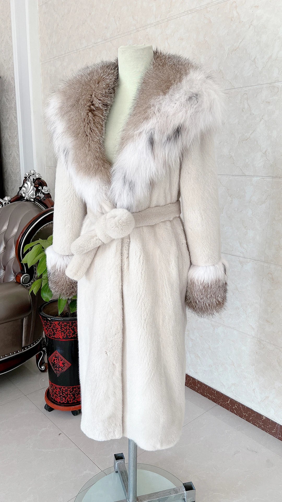 Luxury Lynx Collar Real Mink Fur Coats X-Long