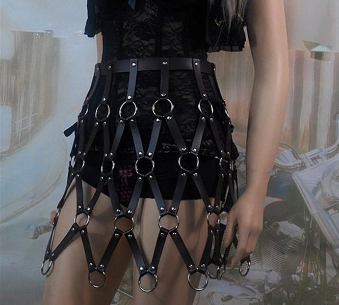 Black PU Leather Hollow Out Weaved Metal Ring Belt Dress