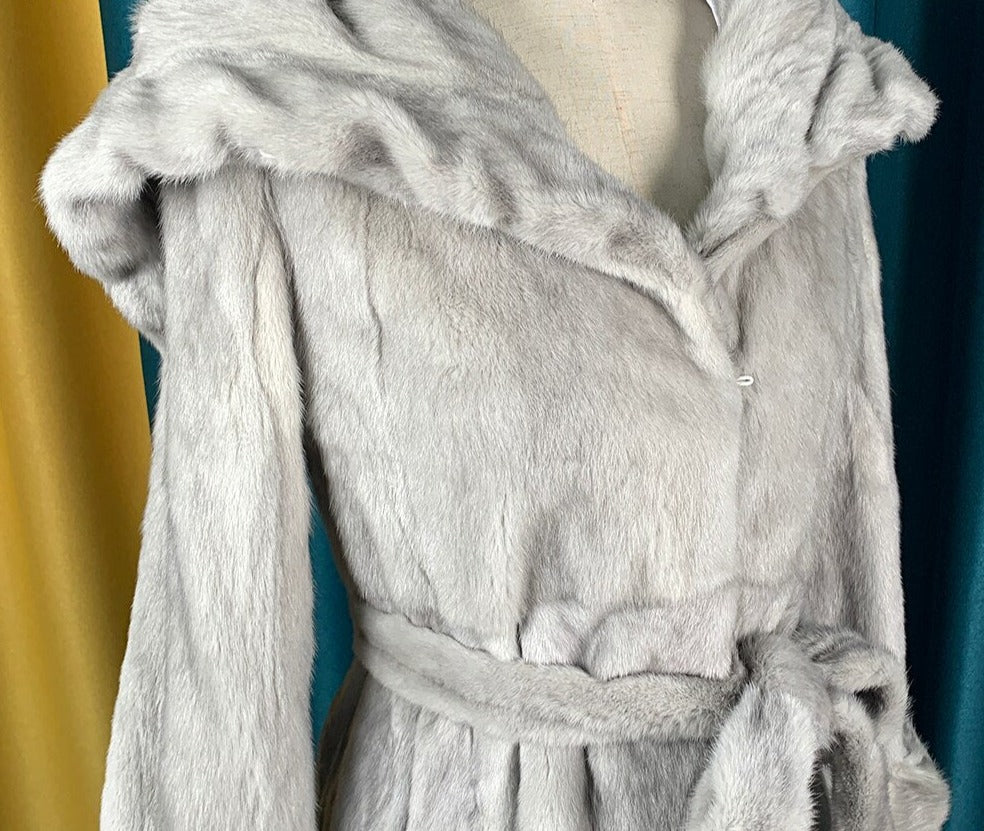 Real Mink Fur Coat With Big Hood Skirt Coats