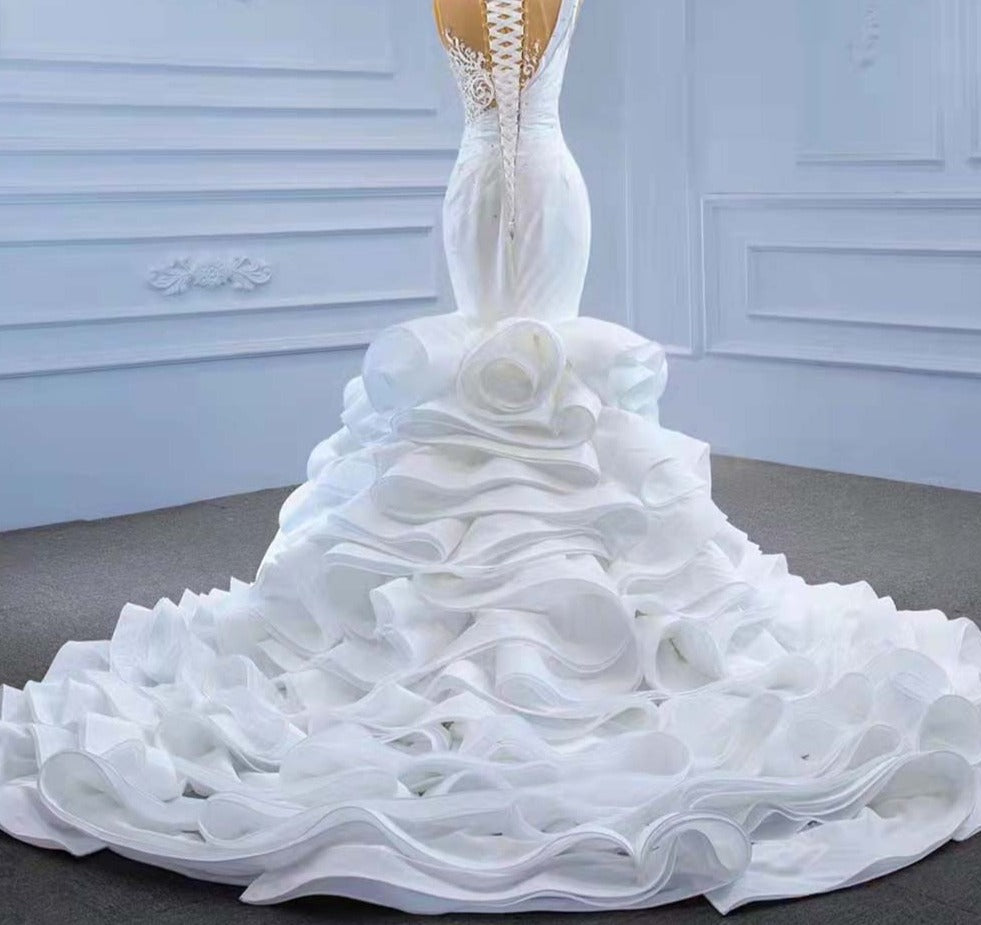 Whip Cream Ruffles Sleeveless Wedding Dresses