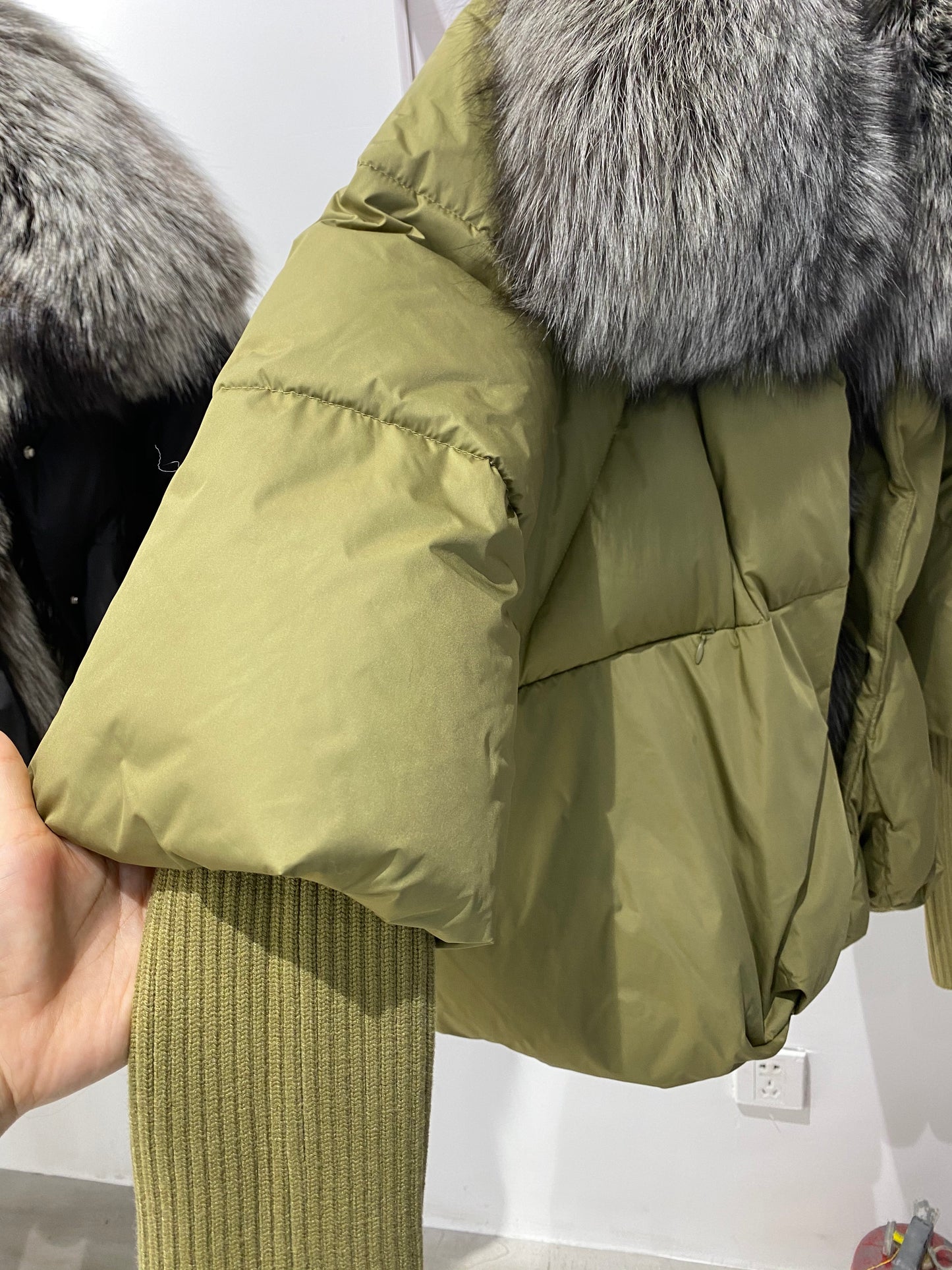 Goose Down Big Fur Collar Puffer Jackets