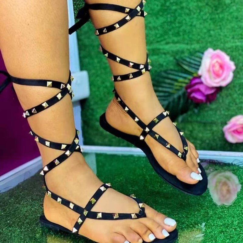 Studded Flat Pinch Toe Gladiator Sandals
